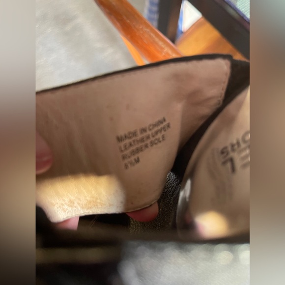 Michael Kors Slide’s, sz 8.5 - Picture 6 of 7